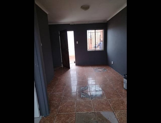 3 BEDROOM PROPERTY TO RENT IN PROTEA GLEN EXT